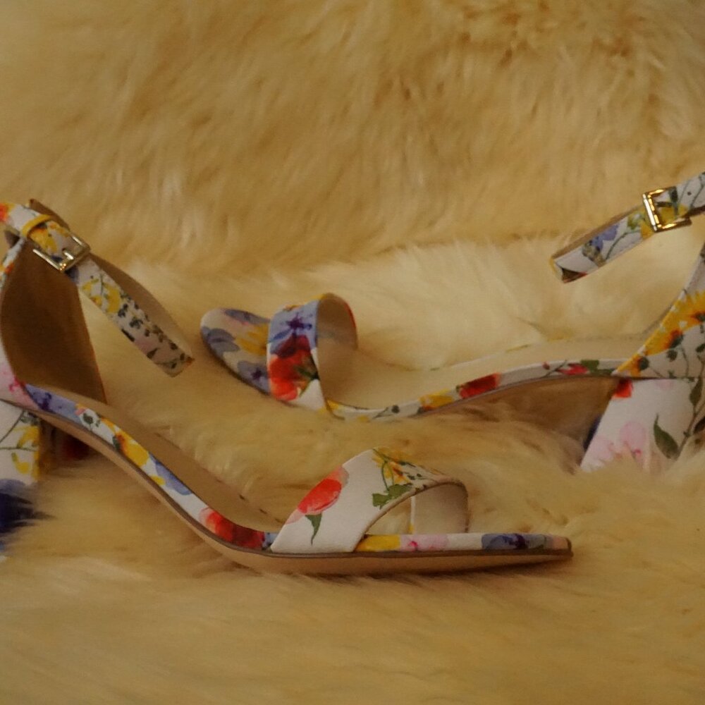 Floral Block Heel Sandals by Nine West NWOT Size 9